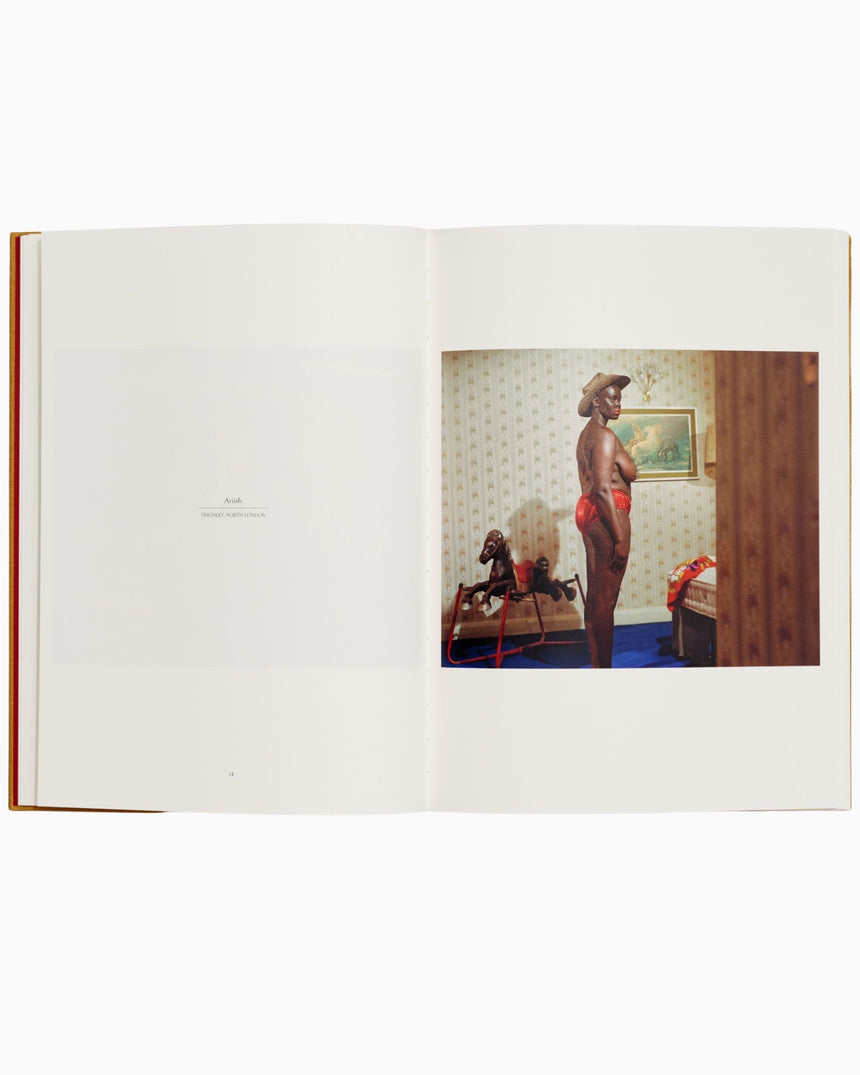 Nadia Lee Cohen - Women 6th Edition