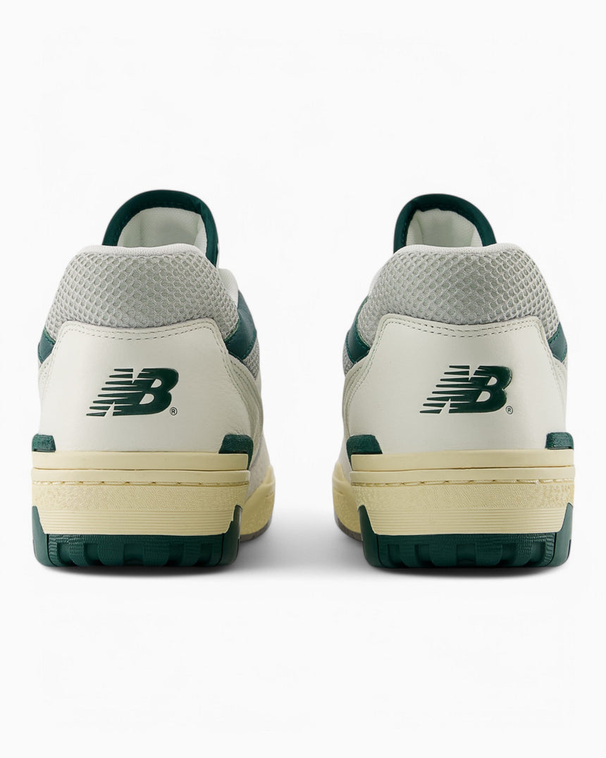 550 Sneakers