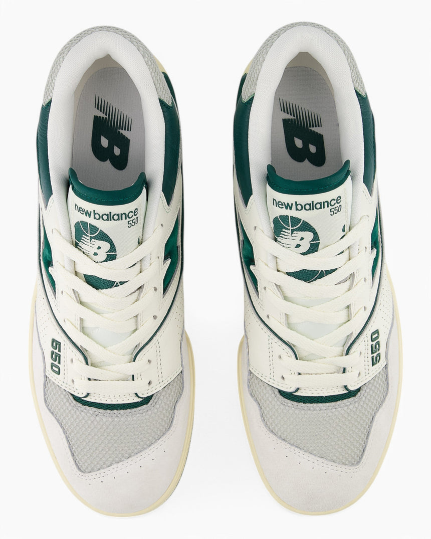 550 Sneakers