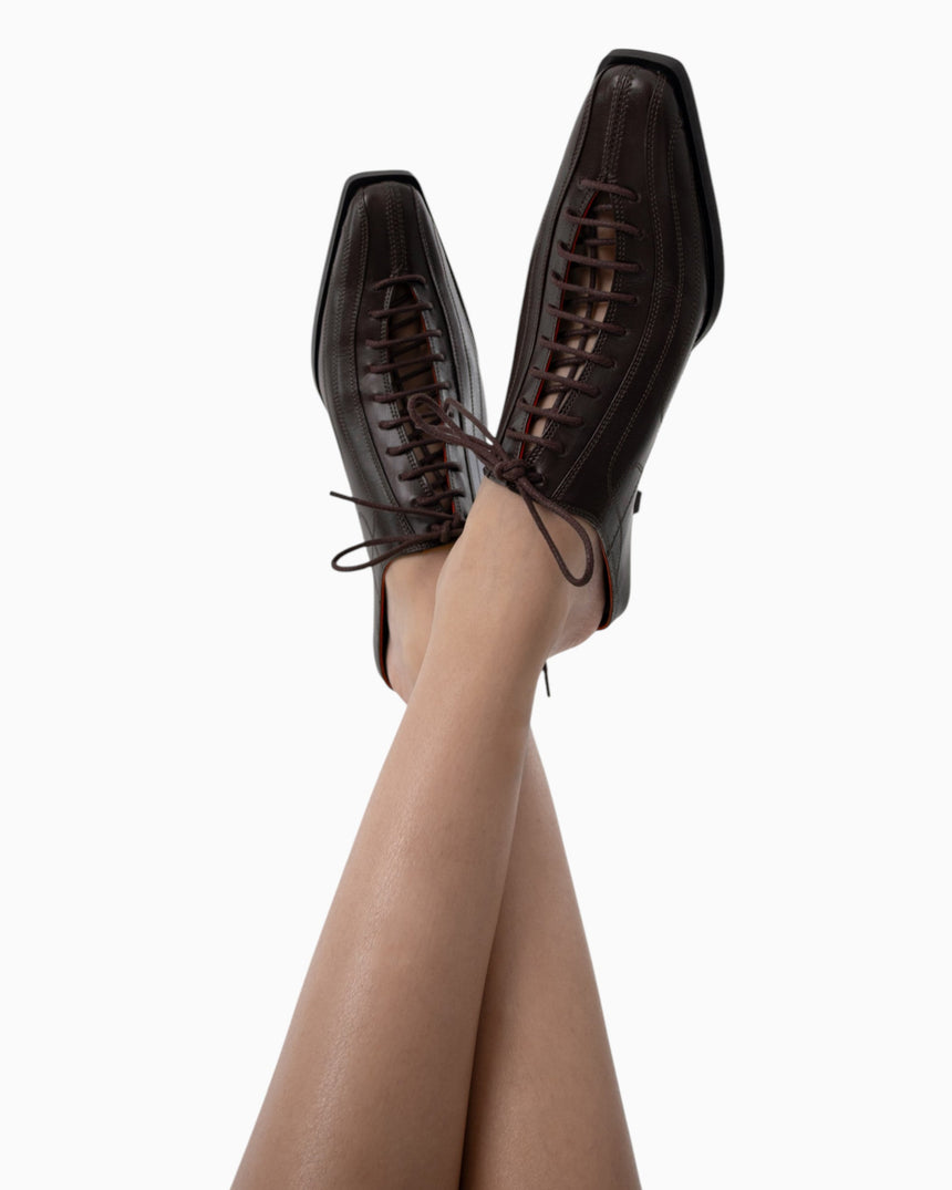 Prev Rachel Mule Kadın Terlik