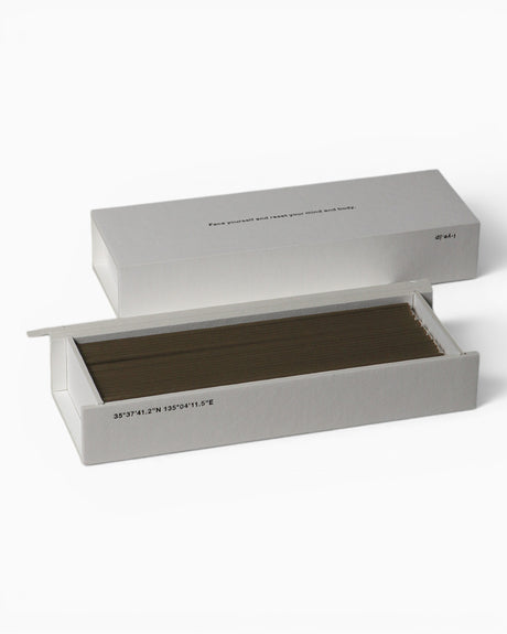 IYÉ incense No.001 Noble