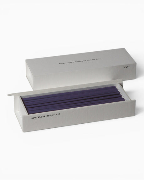 IYÉ incense No.010 Agarwood