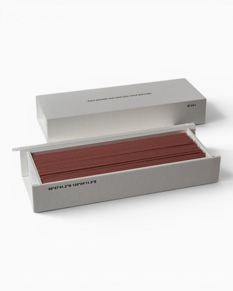 IYÉ incense No.011 Lusterwood