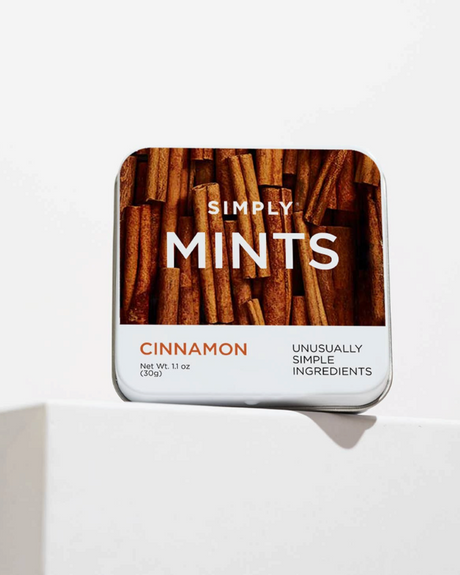 vitruta Simply Mints tarçınlı nane şekeri, doğal tarçın yağı içeren şık metal kutusunda