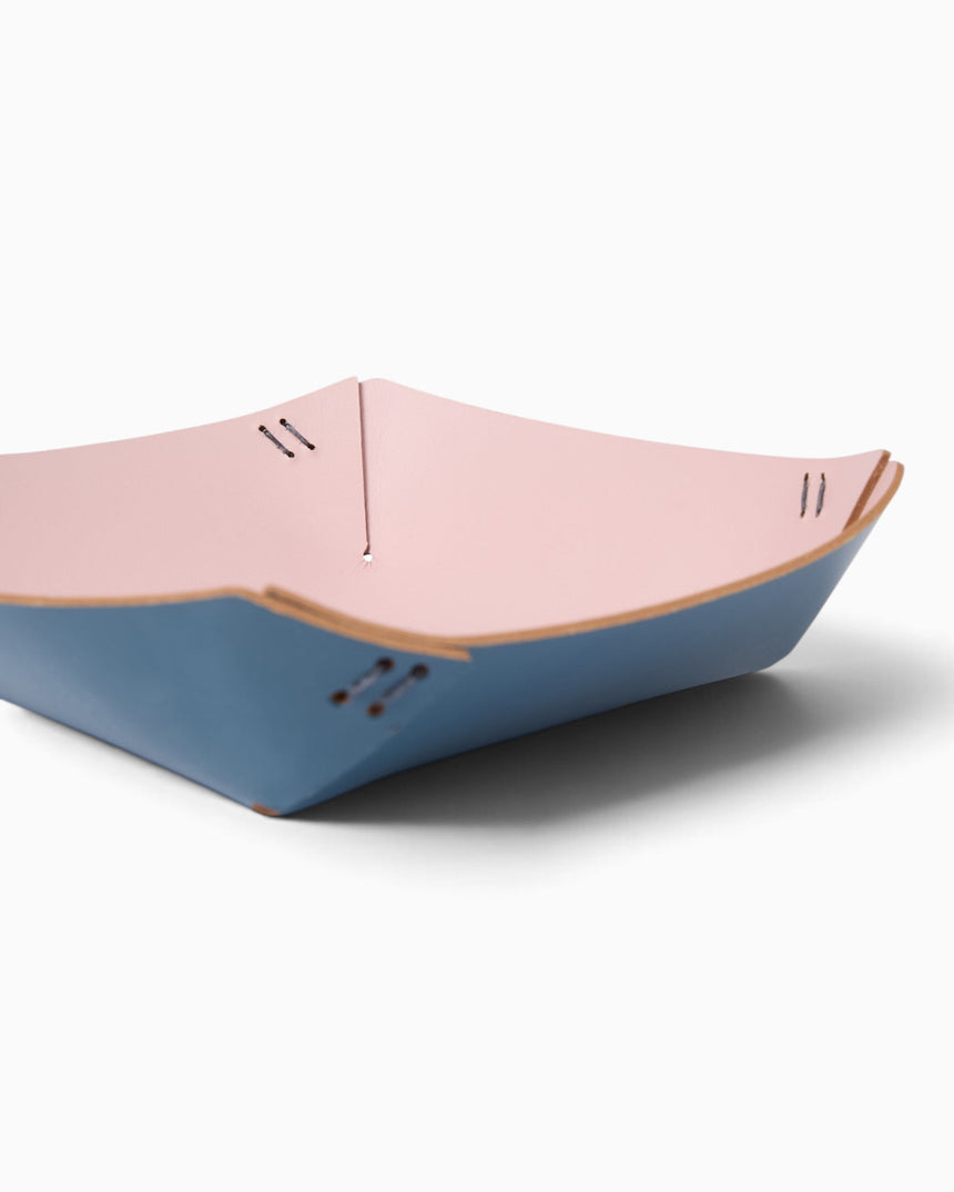 Cuero Two Toned Valet Tray