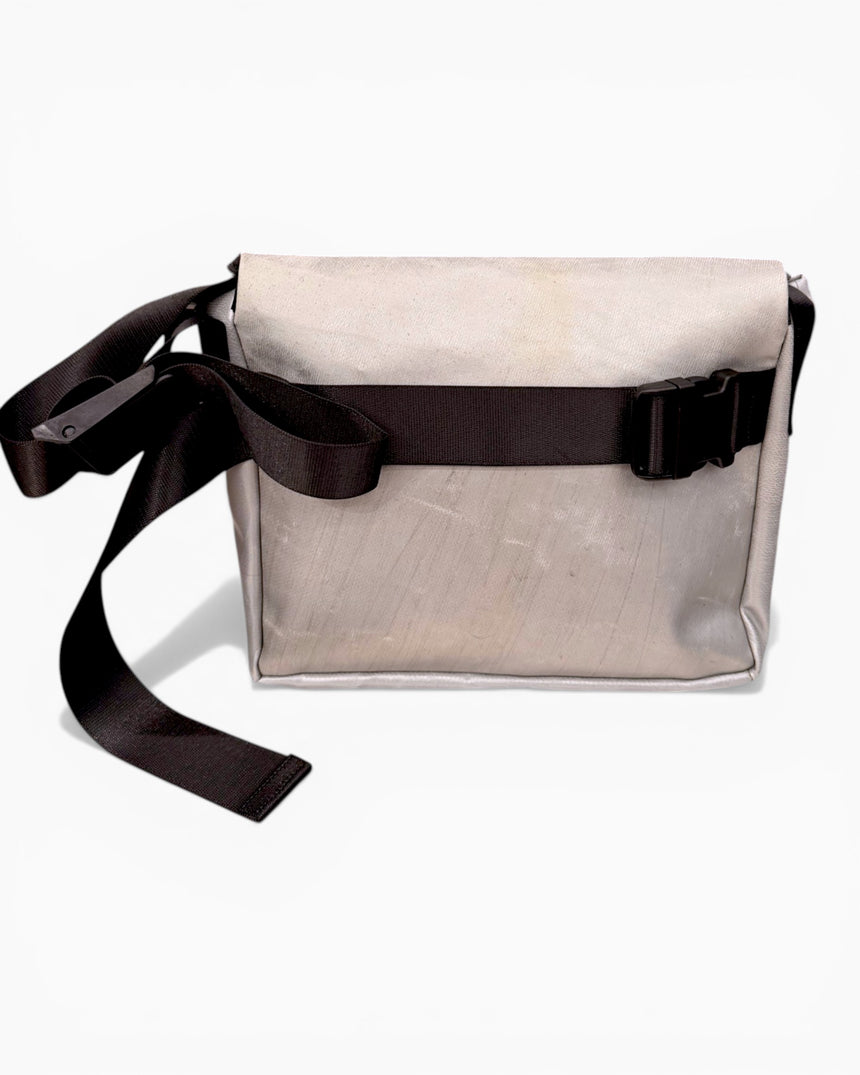F14 Dexter Messenger Bag