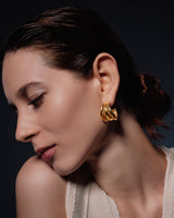 Dieci Dita Pulsar Earrings Gold
