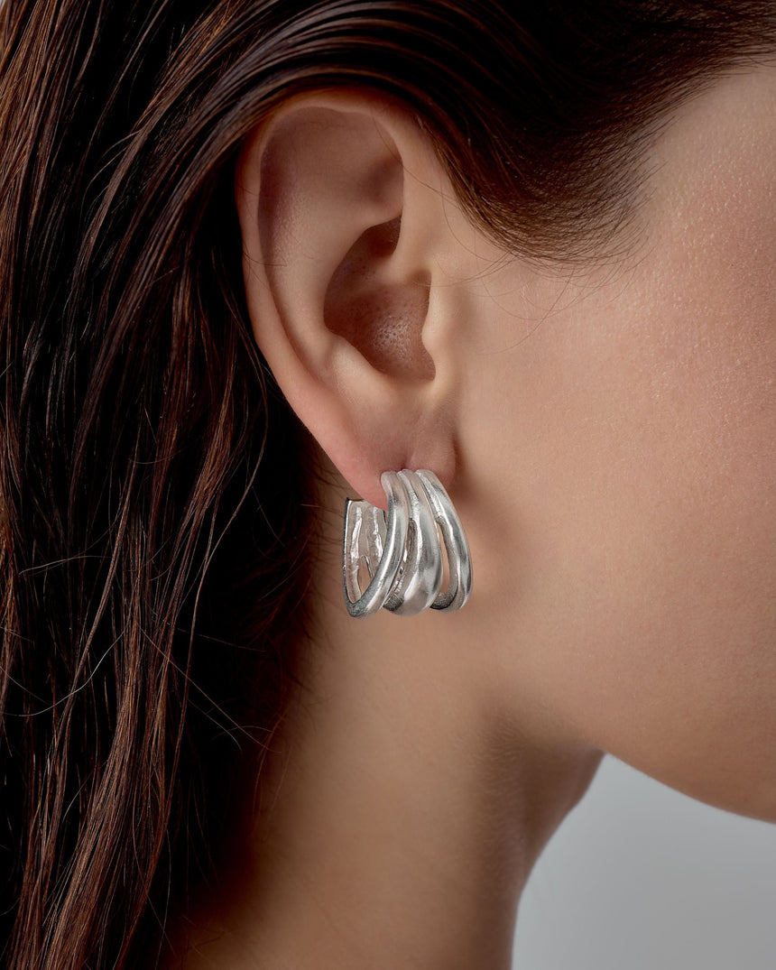 Dieci Dita Pulsar Earrings Silver