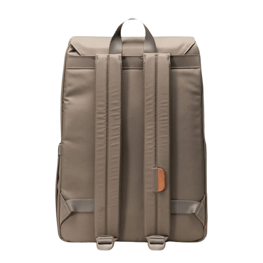 Retreat Small Backpack - 17L