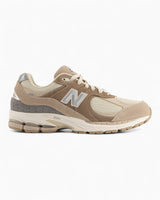 2002R Women's Sneakers