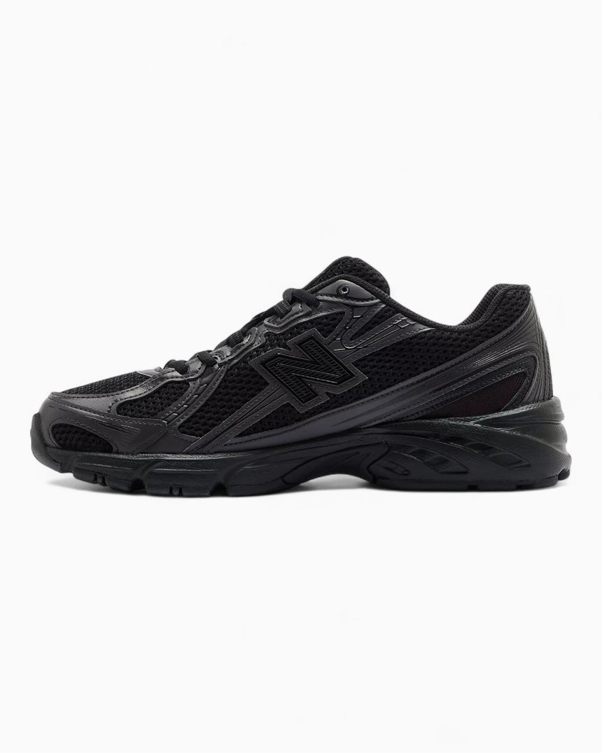 740 Men's Sneakers