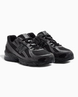 740 Men's Sneakers