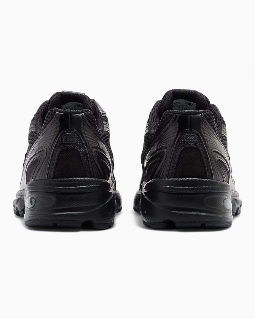 740 Men's Sneakers