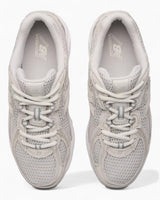 740 Women's Sneakers