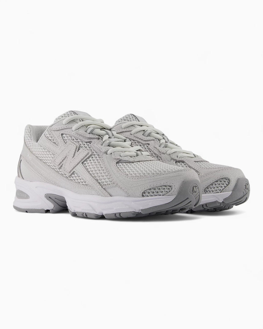 740 Women's Sneakers