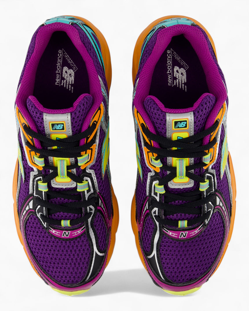 740 Women's Sneakers