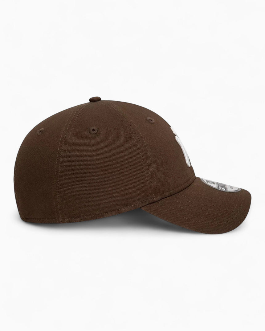NY Yankees League Essential 9TWENTY Cap