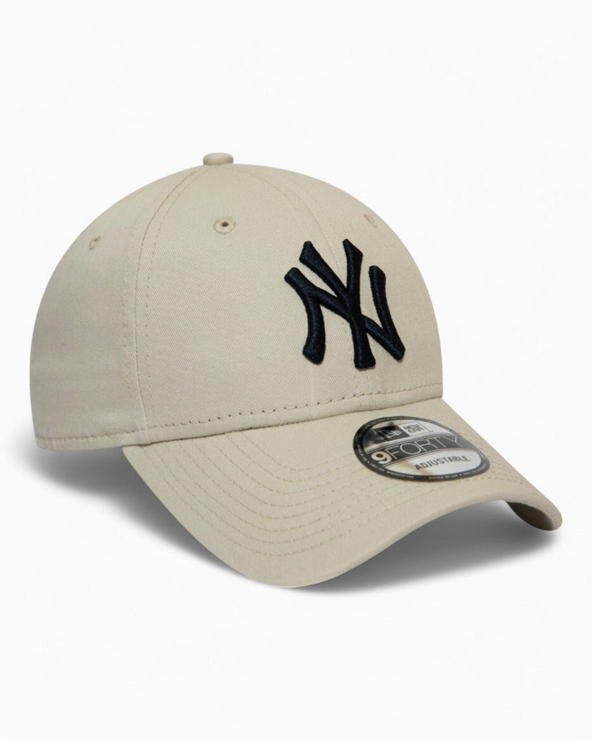 NY Yankees League Essential 9FORTY Cap