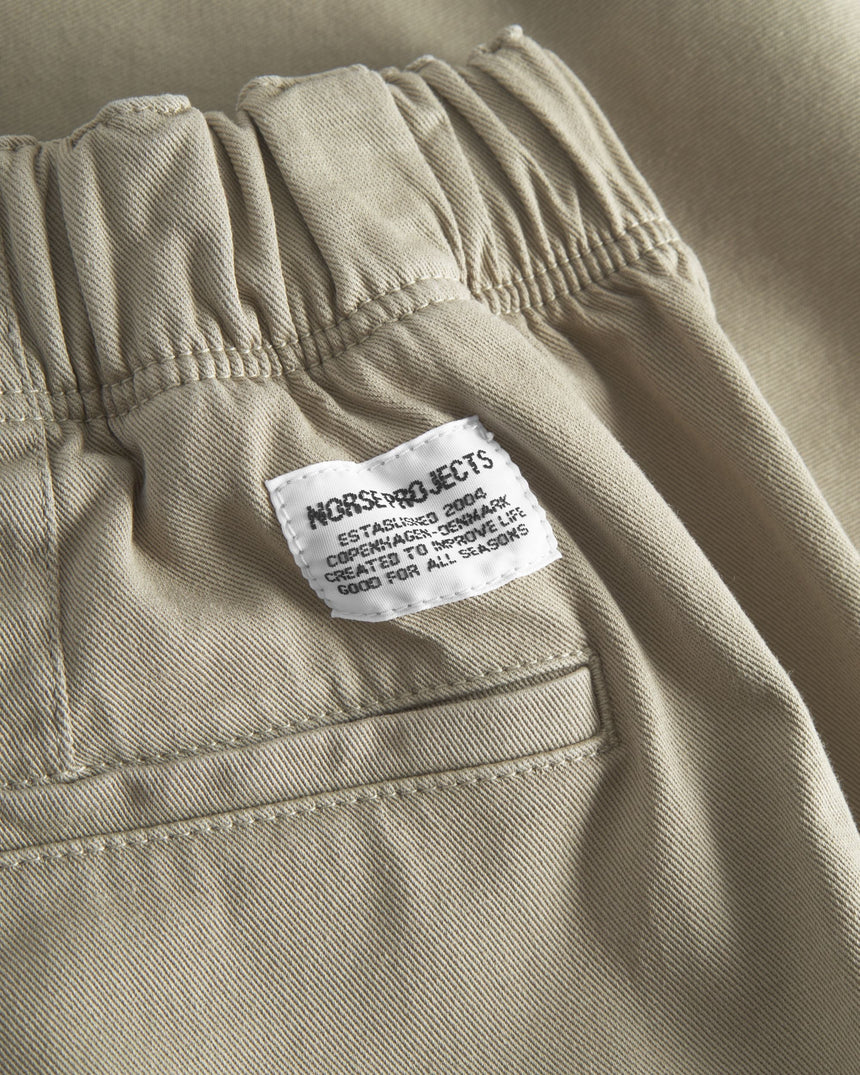 Ezra Relaxed Organic Stretch Twill Men's Short