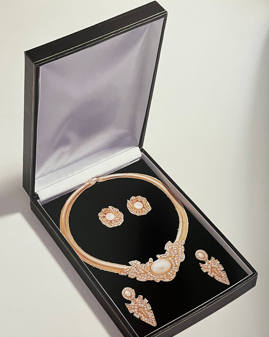 Elizabeth Taylor: My Love Affair With Jewellery