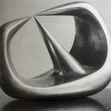 Pestil Books for vitruta Henry Moore: An Interpretation