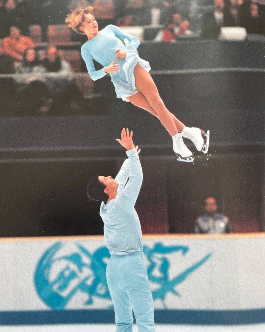 Pestil Books for vitruta Inside Figure Skating