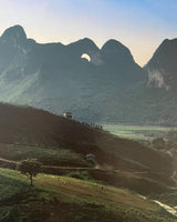 Pestil Books for vitruta Photographic Works of Guilin Landscape bu Zhang Li Ping