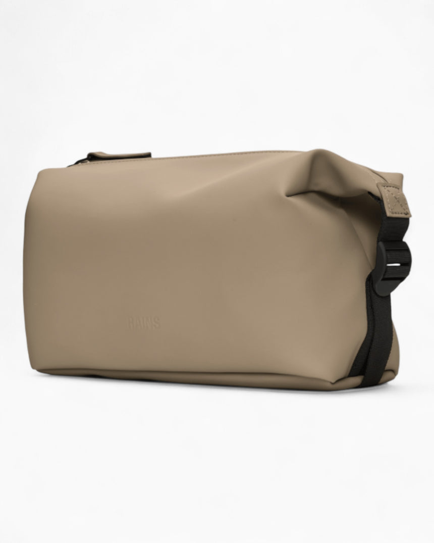 Hilo Weekend Wash Bag