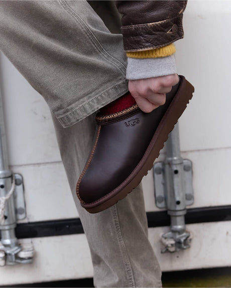 UGG Tasman Leather Regenerate Kadın Terlik