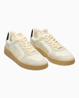 VEJA V-82 Grained Leather Erkek Sneaker