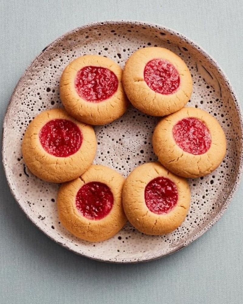 Crumbs: Cookies and Sweets from Around the World